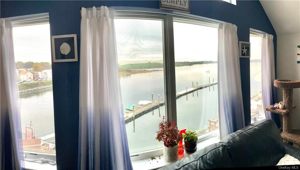 #1 photo, 216 Outlook Avenue, 布朗士 Bronx , NY 10465