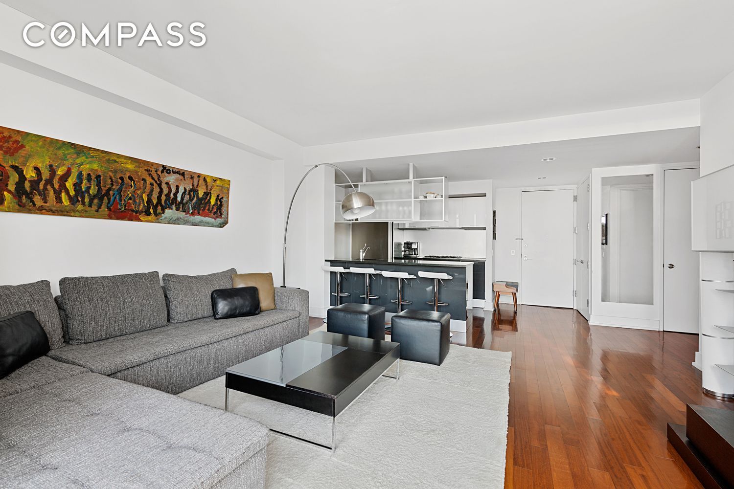 #1 photo, 350 W 42nd Street, 曼哈顿 中城西区 Hell's Kitchen , NY 10036