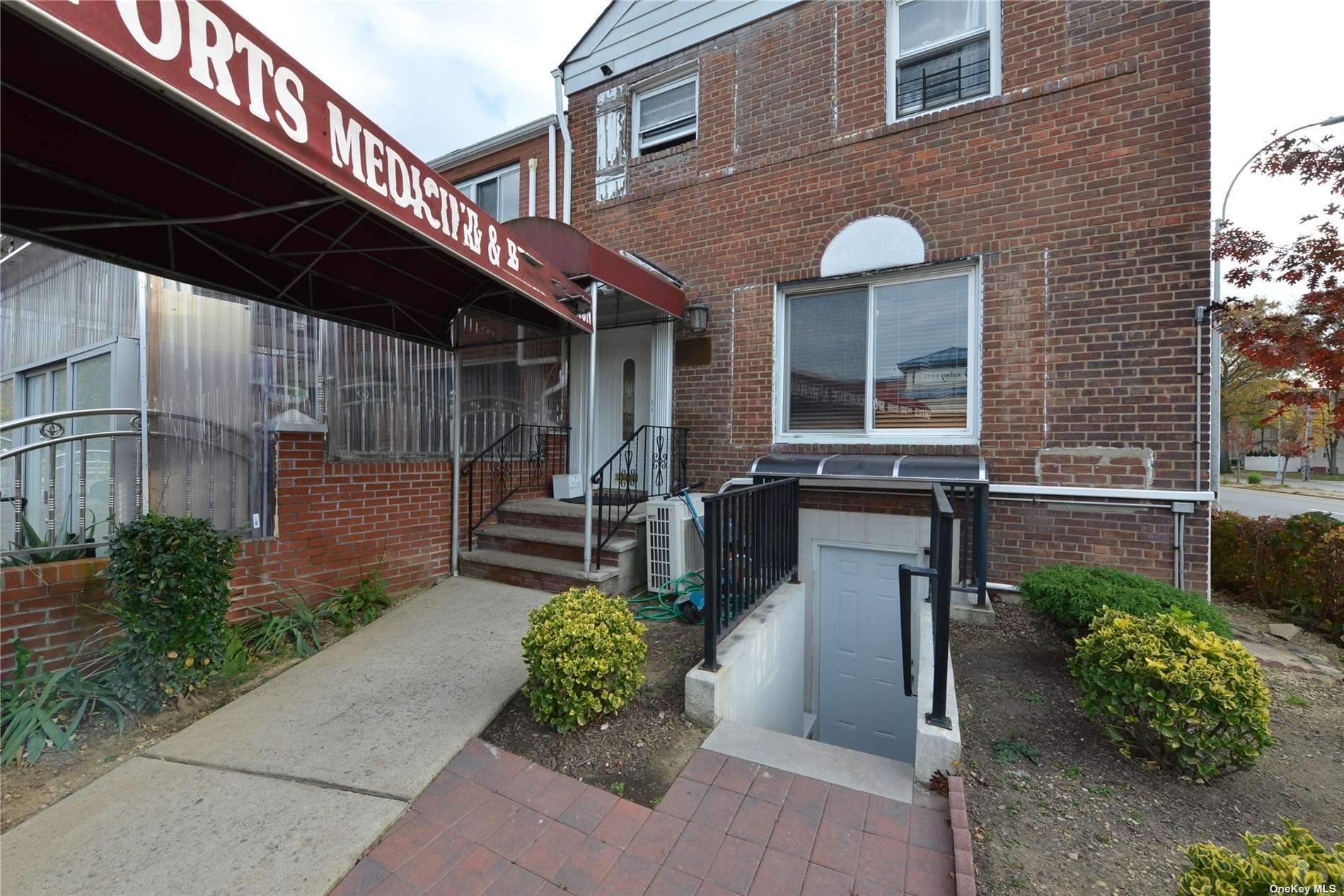 #1 photo, 144-02 76th Road, 皇后区 秋园 Kew Garden Hills , NY 11367