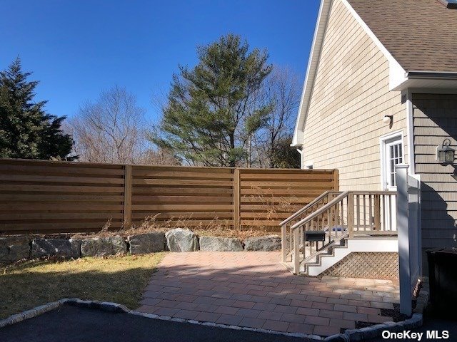 #1 photo, 28 Merritts Path, 东长岛 Rocky Point , NY 11778