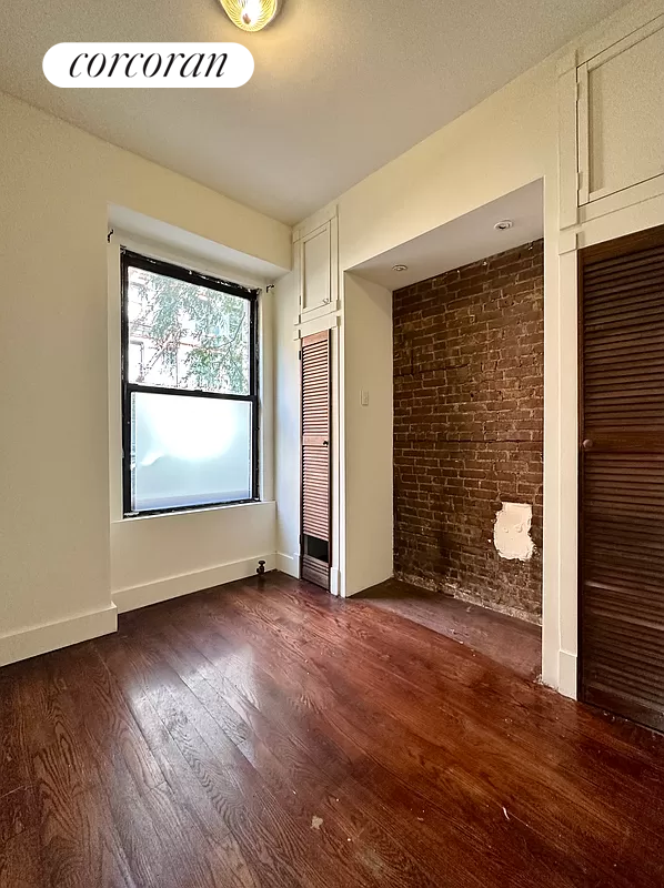 #1 photo, 516 E 83RD Street, 曼哈顿 上东城 Yorkville , NY 10028