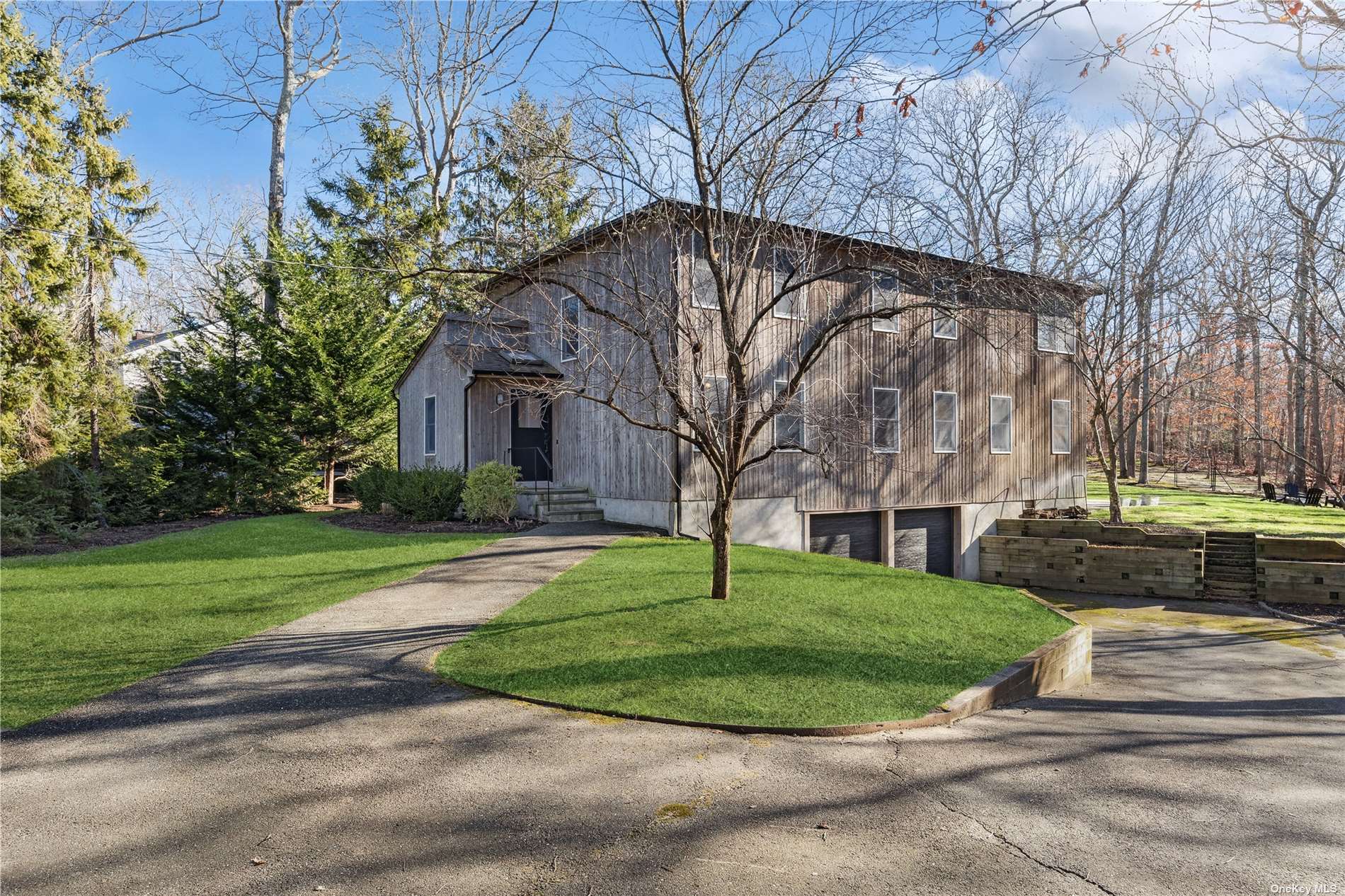 #1 photo, 1825 Brigantine Drive, 东长岛 Southold , NY 11971