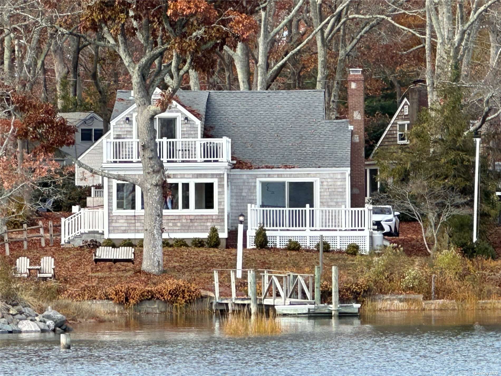 #1 photo, 730 Bayview Drive, 東長島 East Marion , NY 11939