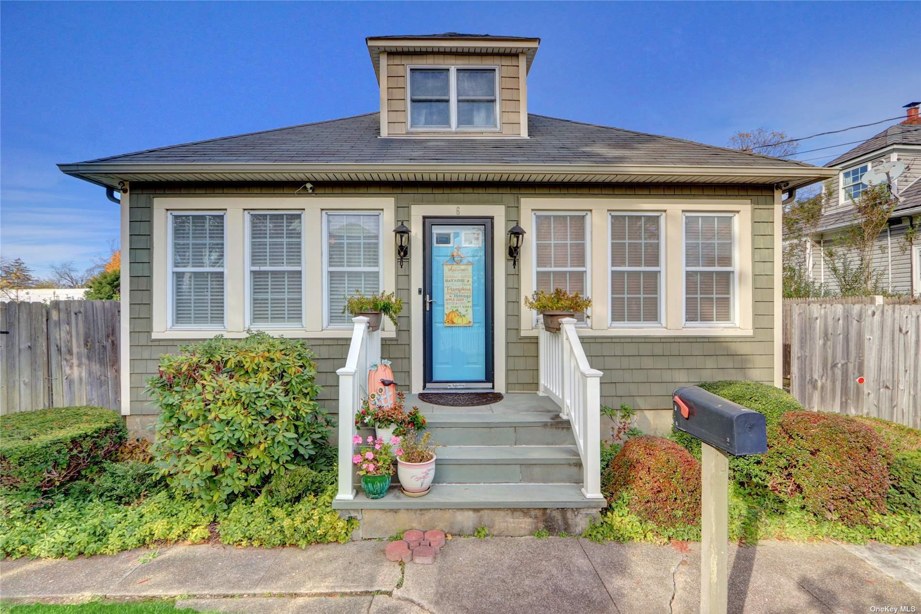 #1 photo, 6 3rd Avenue, 东长岛 Central Islip , NY 11722