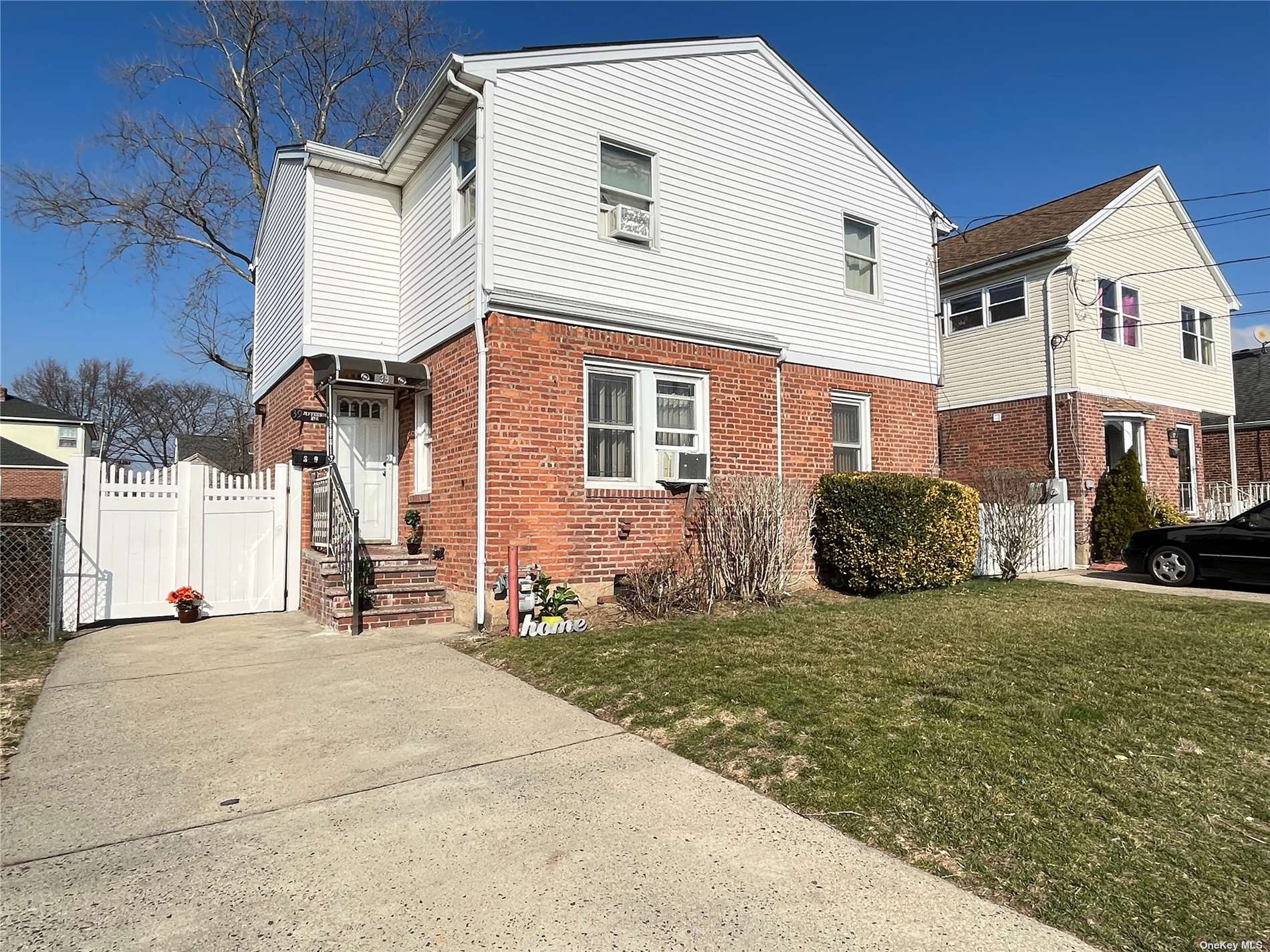 #1 photo, 39 Jefferson Avenue, 长岛 Valley Stream , NY 11580