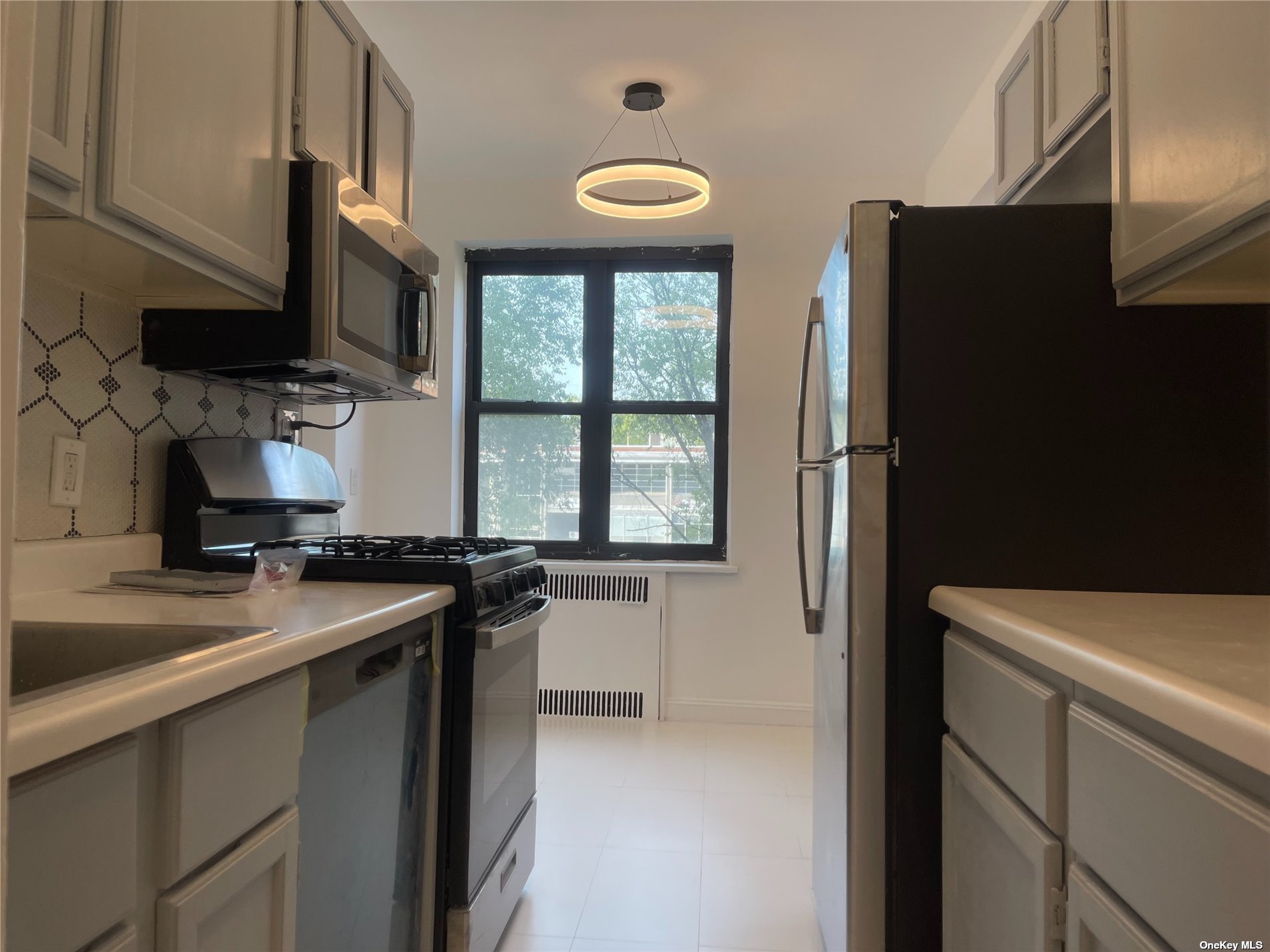 #1 photo, 98-120 Queens Boulevard, 皇后区 雷哥公园 Rego Park , NY 11374