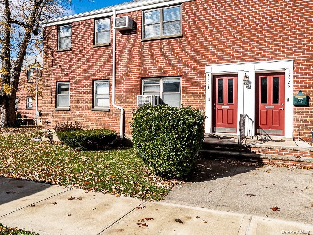 #1 photo, 199-63 21 Avenue, 皇后区 白石镇 Whitestone , NY 11357