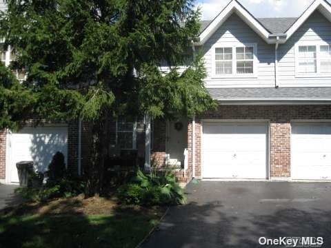#1 photo, 5 Sprucewood Boulevard, Central Islip , NY 11722