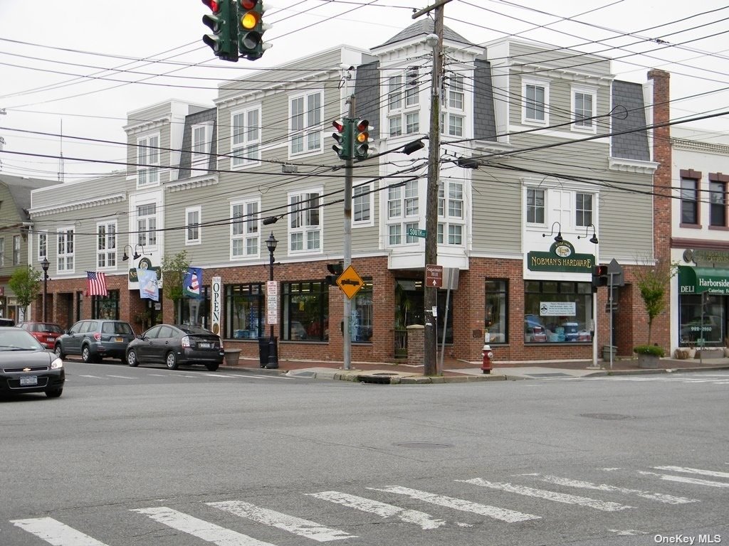 #1 photo, 2 E Main Street, 长岛 Oyster Bay , NY 11771