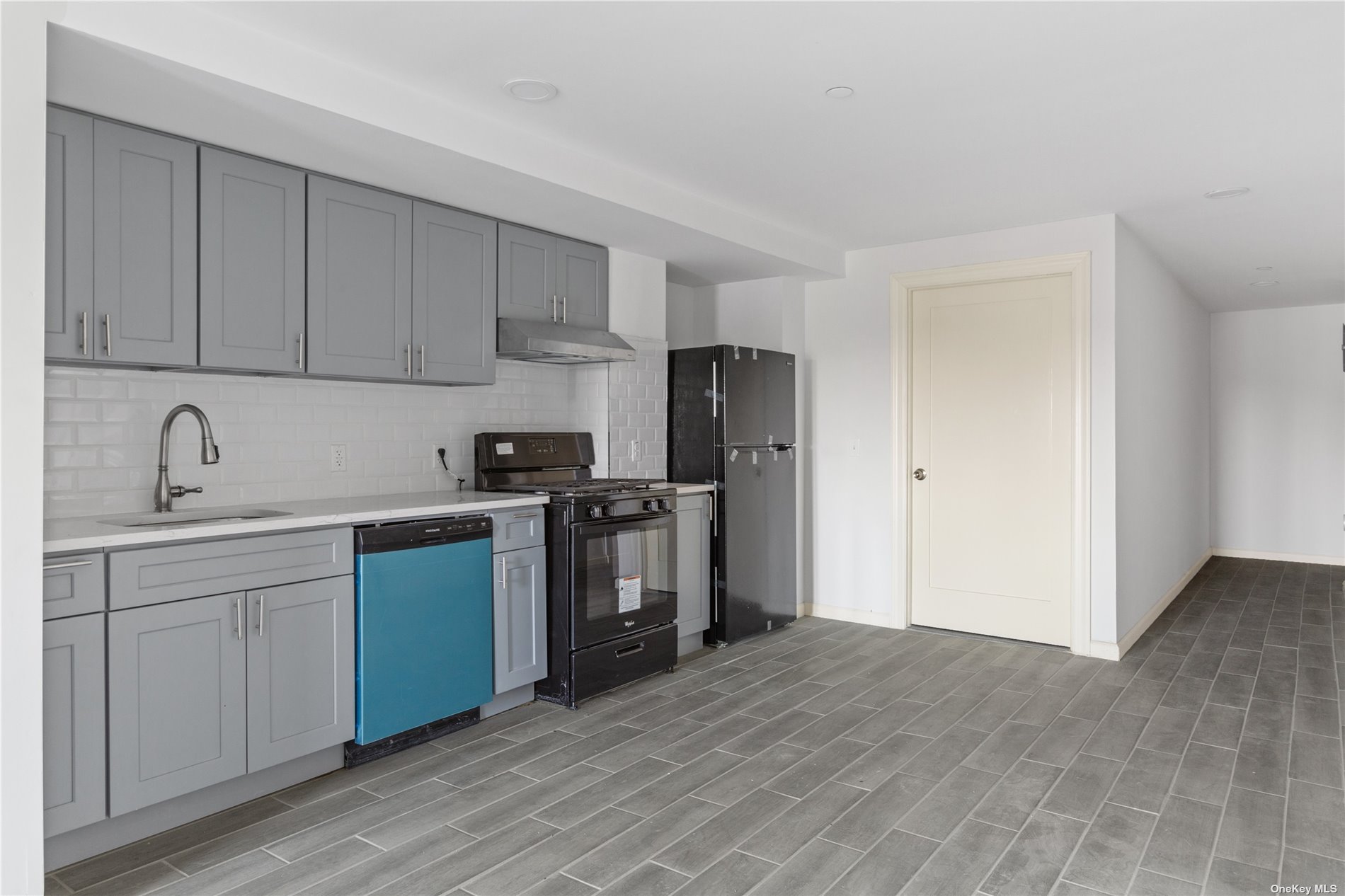 #1 photo, 14-43 31st Avenue, 皇后区 阿士多利亚 Astoria , NY 11106