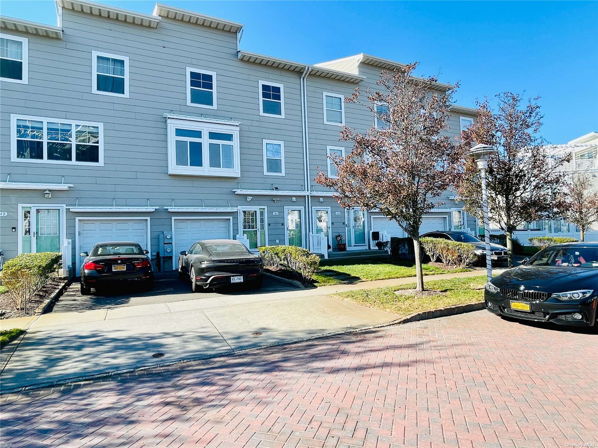 #1 photo, 151 Ocean Lane, 皇后区 Arverne , NY 11692