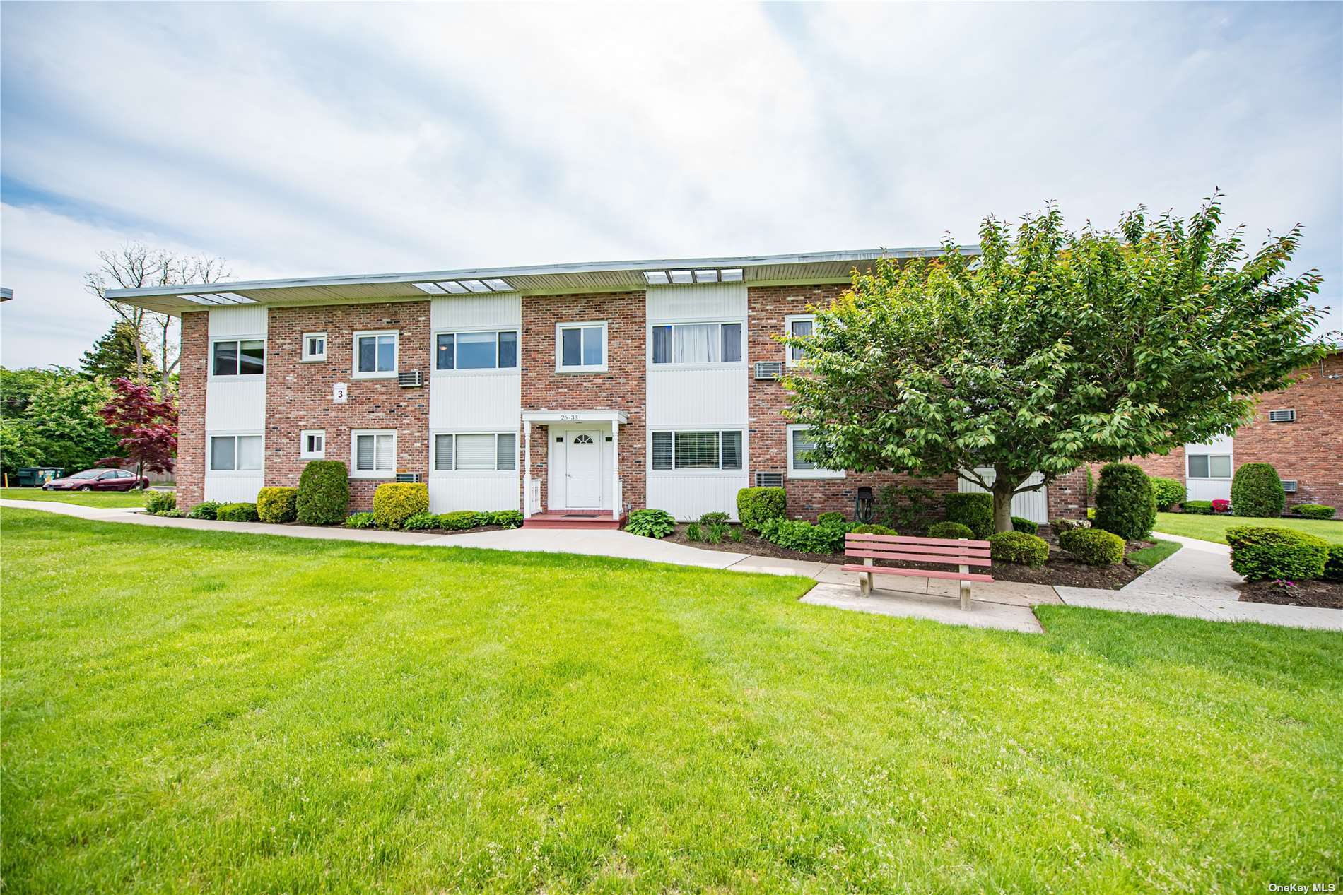 #1 photo, 355 Route 111, 东长岛 史密斯敦 Smithtown , NY 11787