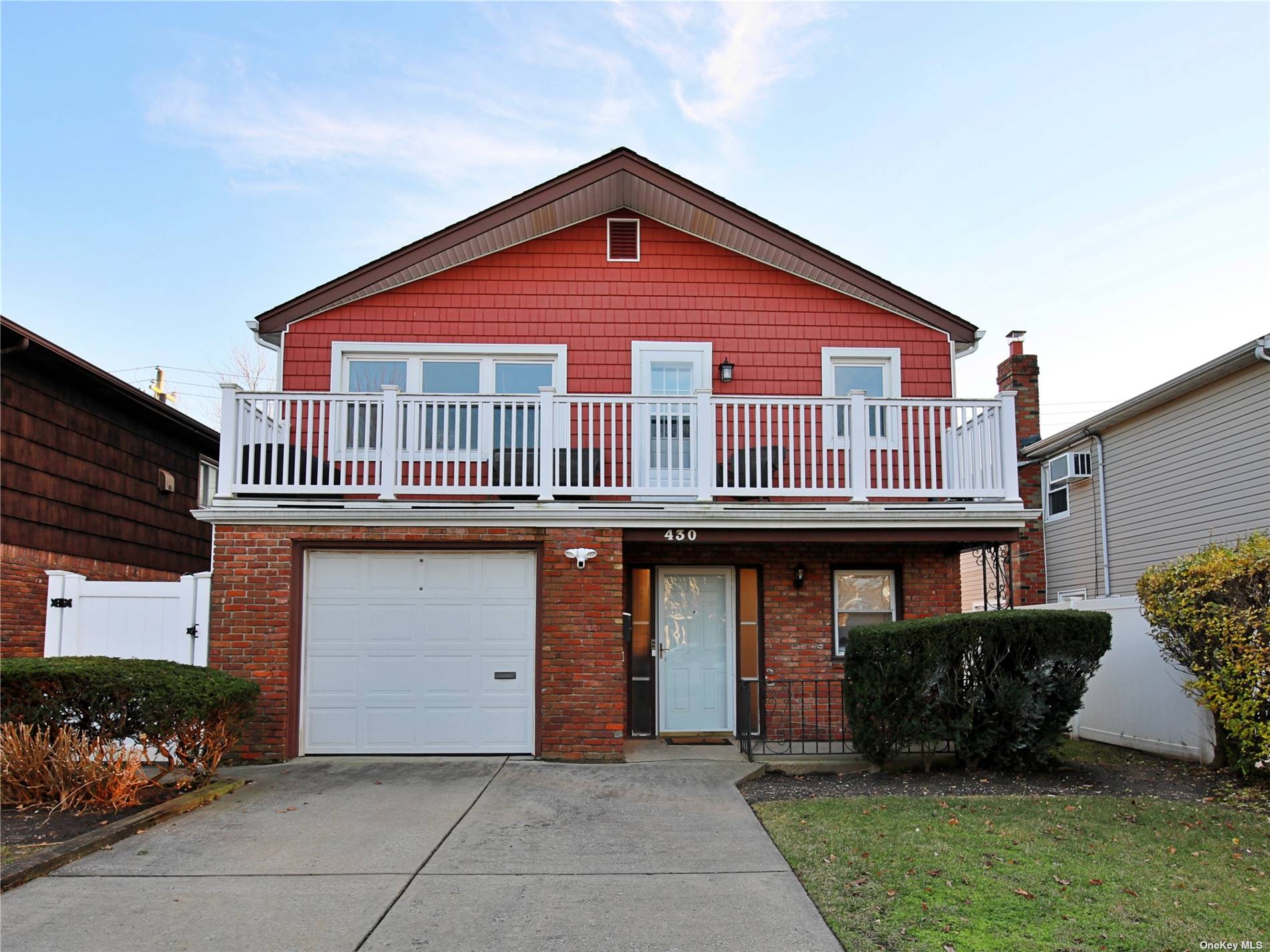 #1 photo, 430 E Chester Street, 长岛 长滩 Long Beach , NY 11561