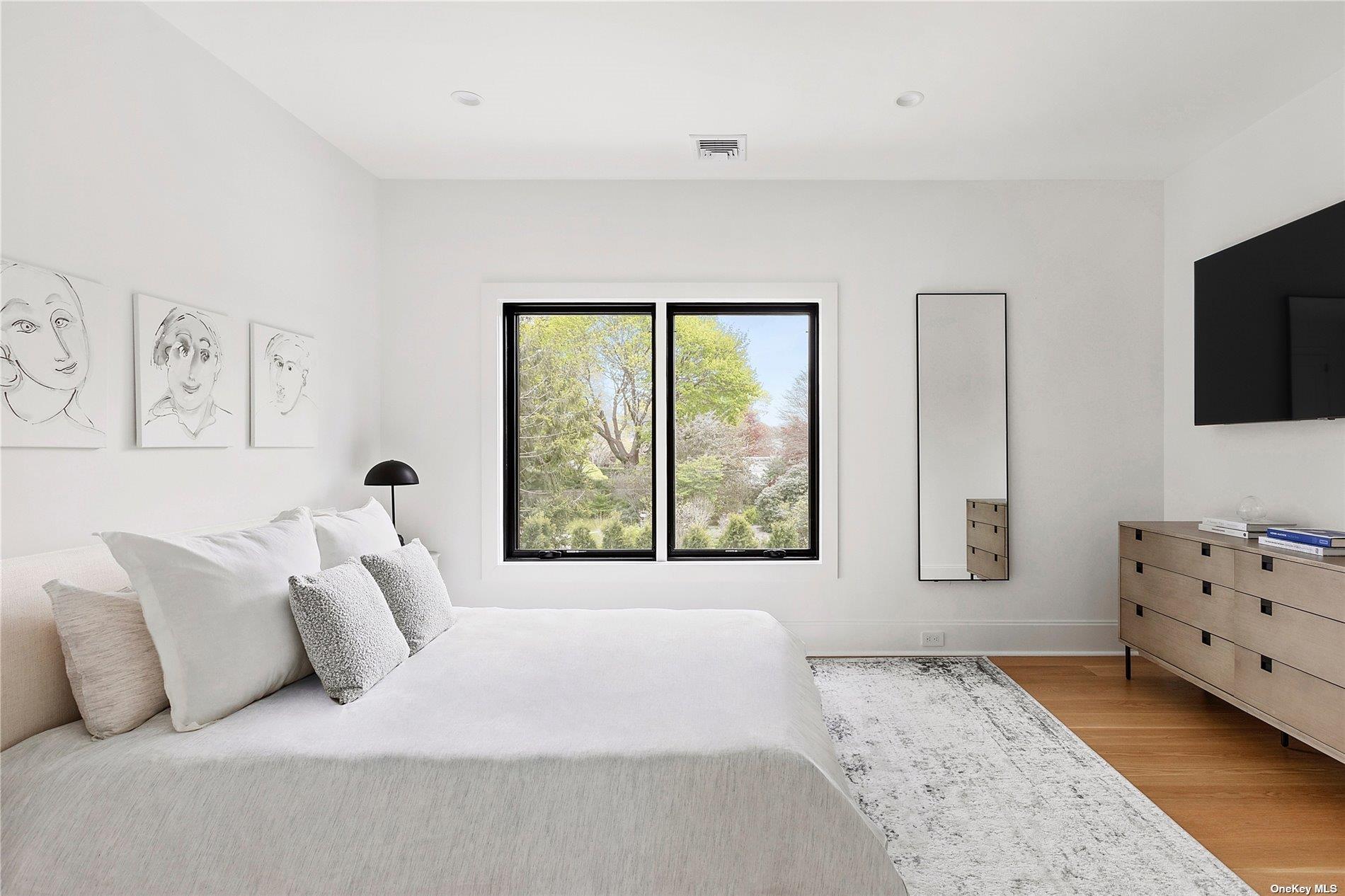 #11 photo, 38 Sherrill, サフォーク郡 East Hampton , NY 11937