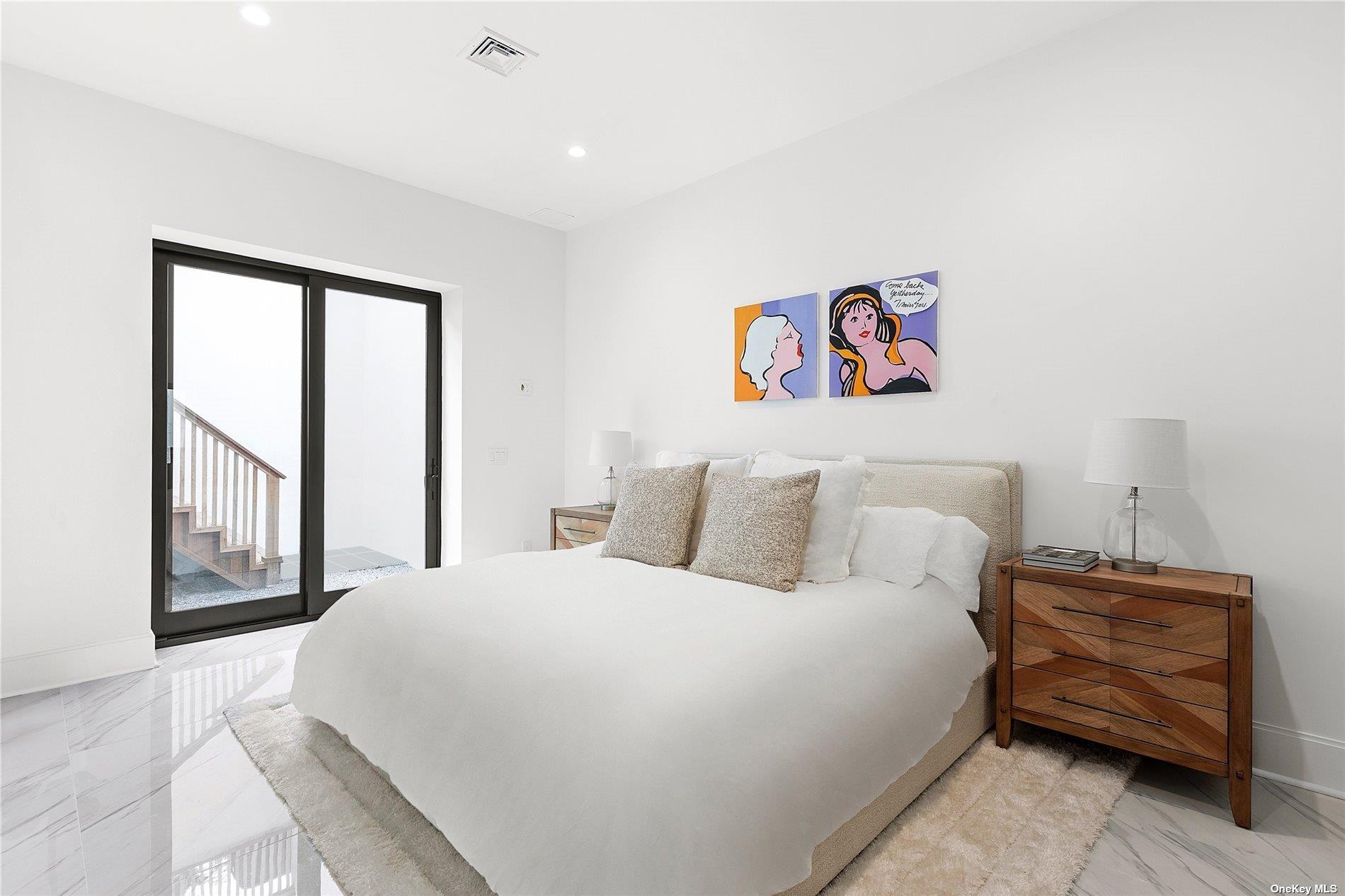 #16 photo, 38 Sherrill, サフォーク郡 East Hampton , NY 11937