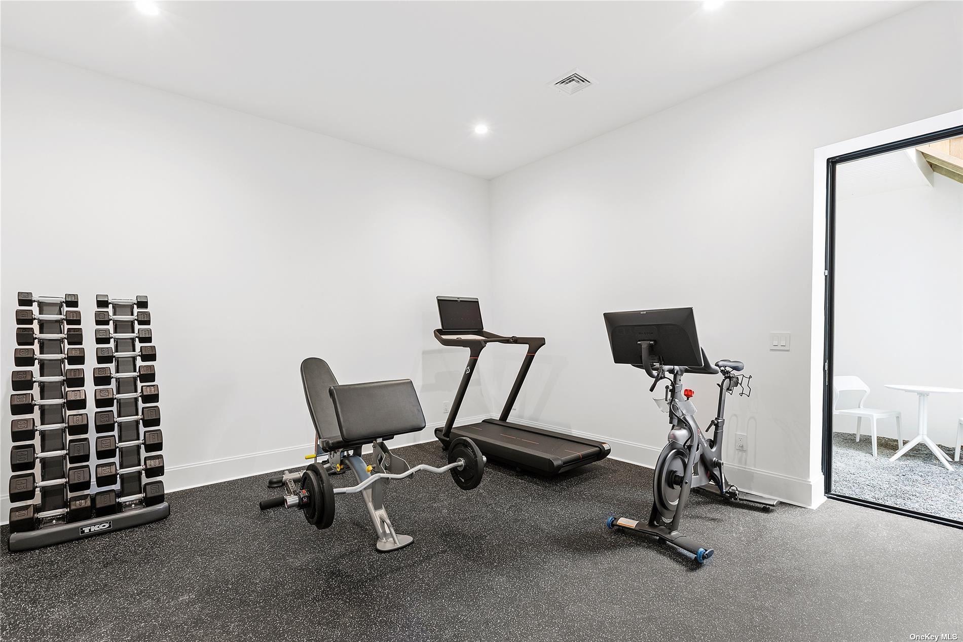 #18 photo, 38 Sherrill, サフォーク郡 East Hampton , NY 11937