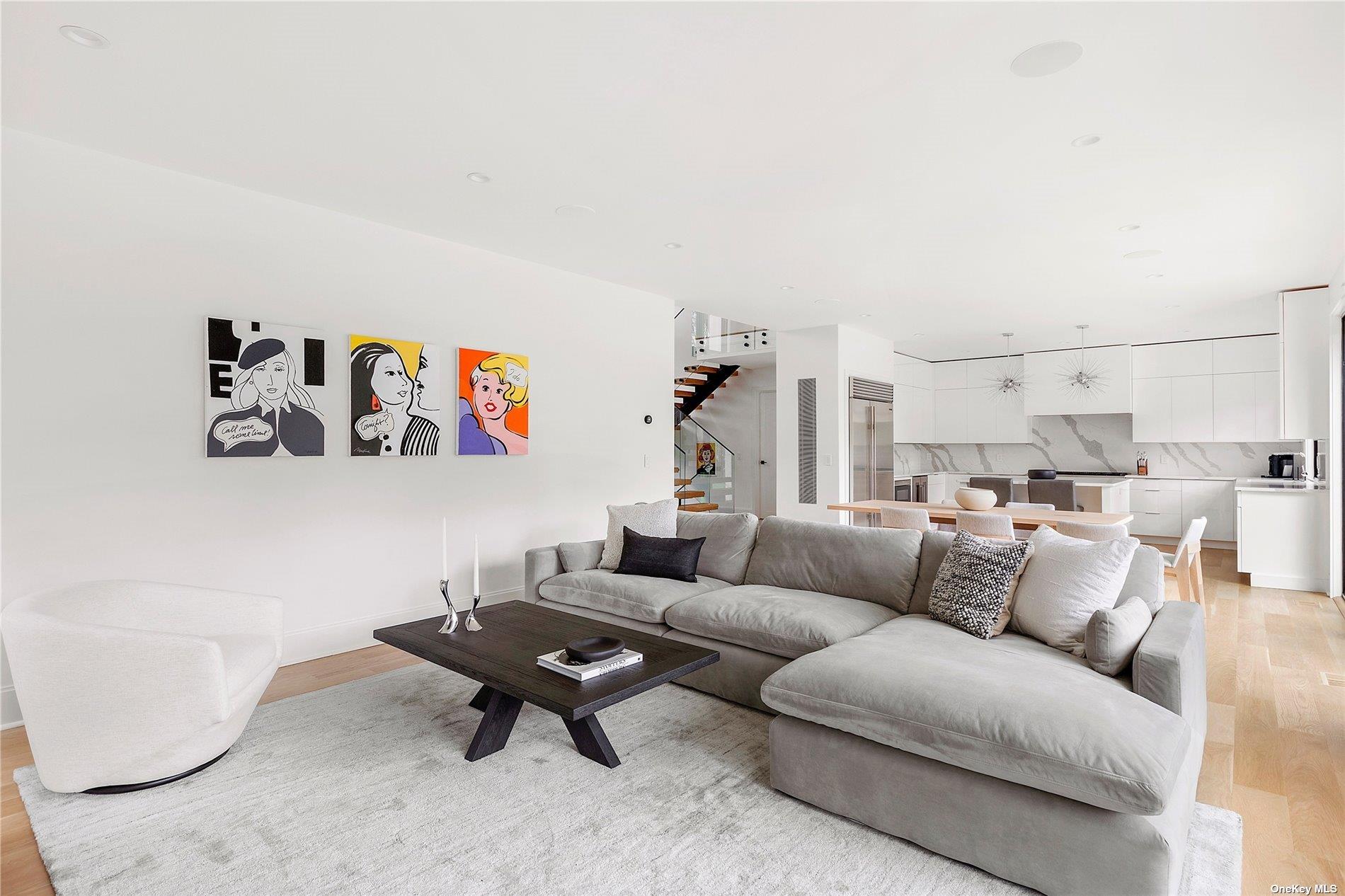 #2 photo, 38 Sherrill, サフォーク郡 East Hampton , NY 11937