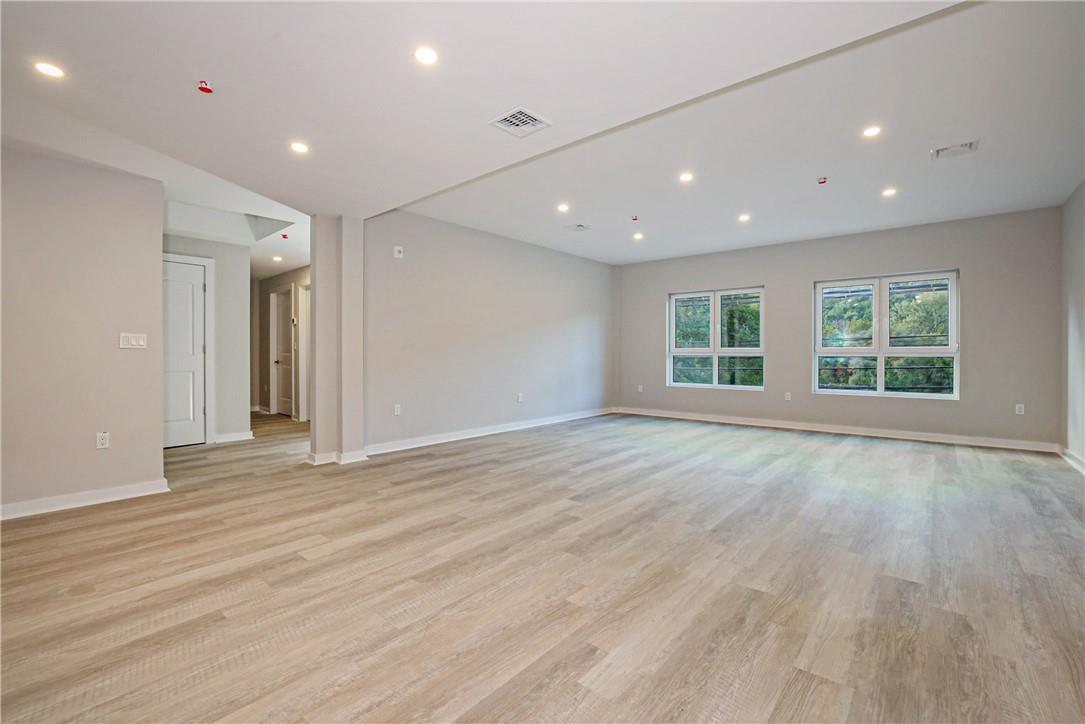 #17 photo, 500 Commerce Street, Hawthorne , NY 10532