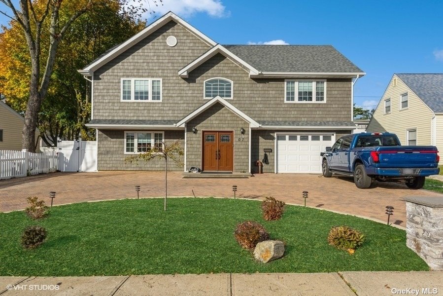 #1 photo, 7 Rolling Lane, 长岛 Levittown , NY 11756