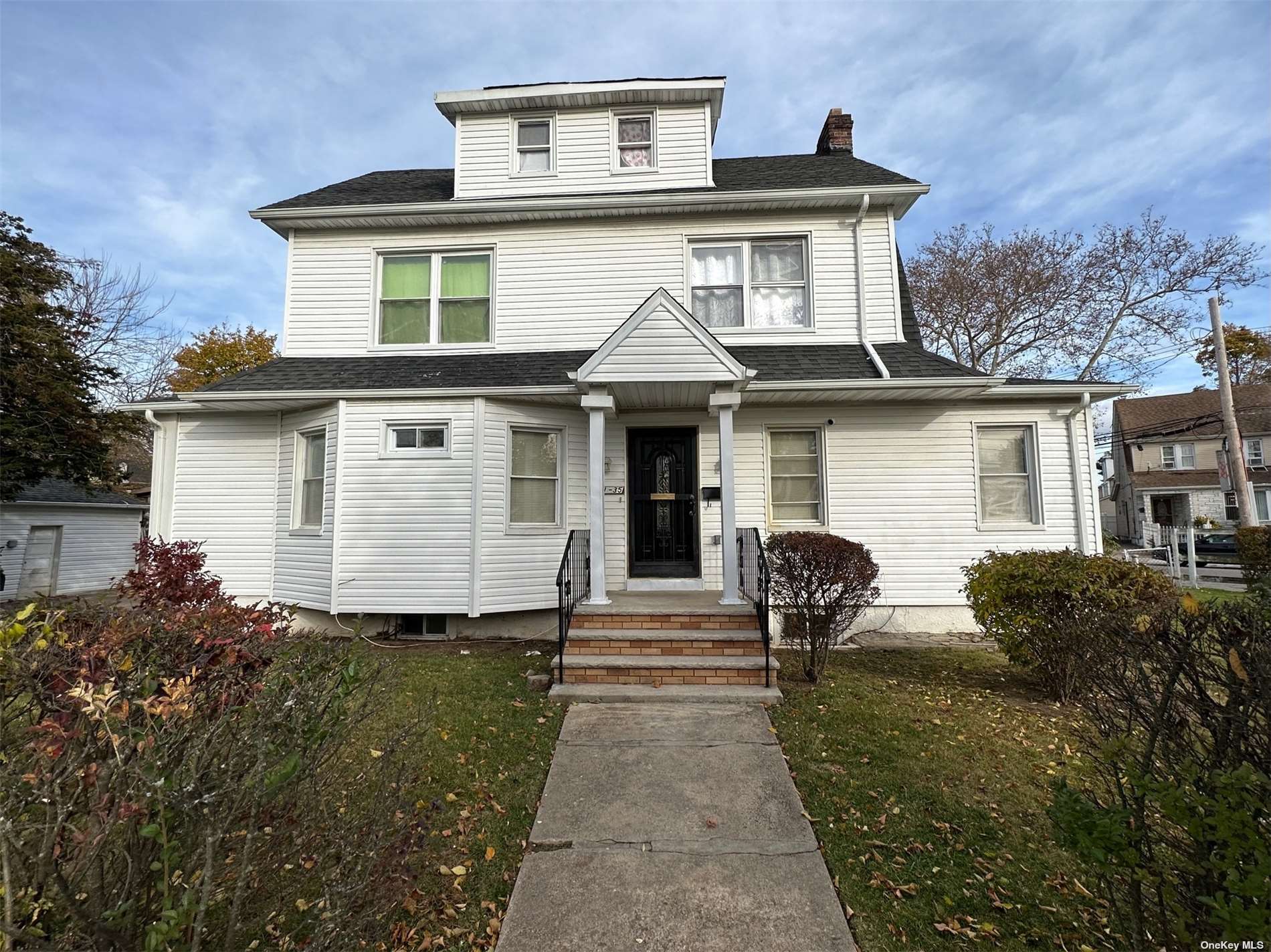 #1 photo, 111-35 212th Street, 皇后区 Queens Village , NY 11429