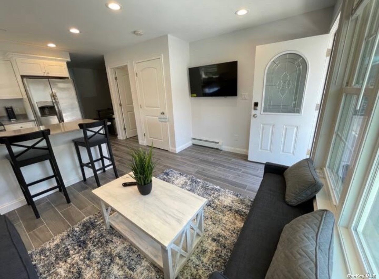 #1 photo, 92-16 Rockaway Freeway, 皇后区 Rockaway Beach , NY 11693