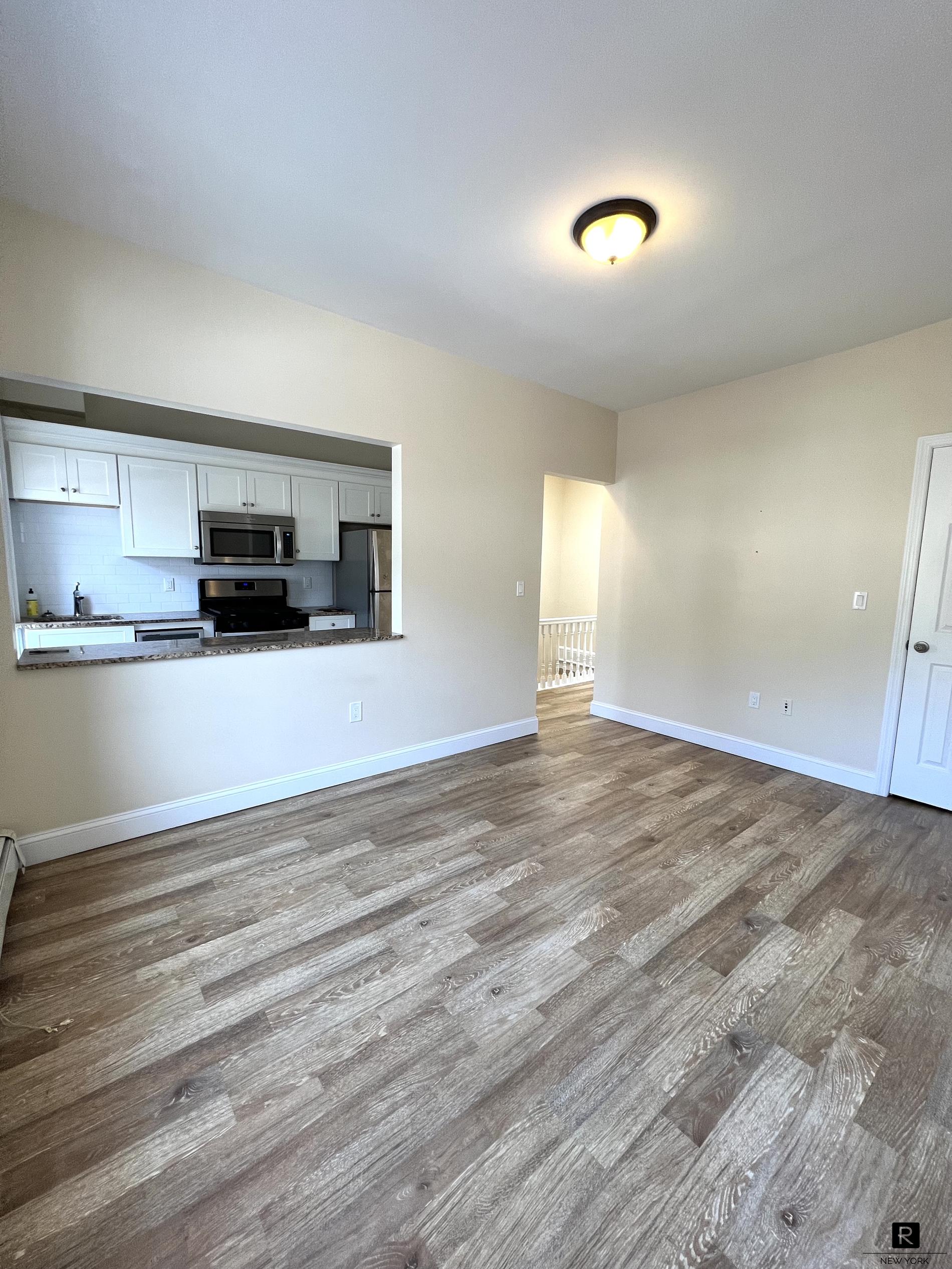 #1 photo, 130 88th Street, 布鲁克林 Fort Hamilton , NY 11209