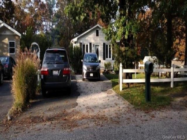 #1 photo, 76 Riverside Avenue, 東長島 汉普顿 Flanders , NY 11901