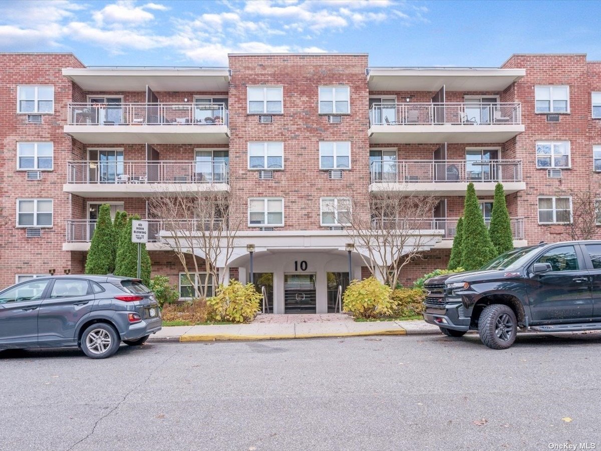 #1 photo, 10 Ipswich Avenue, 长岛 大颈 Great Neck , NY 11021