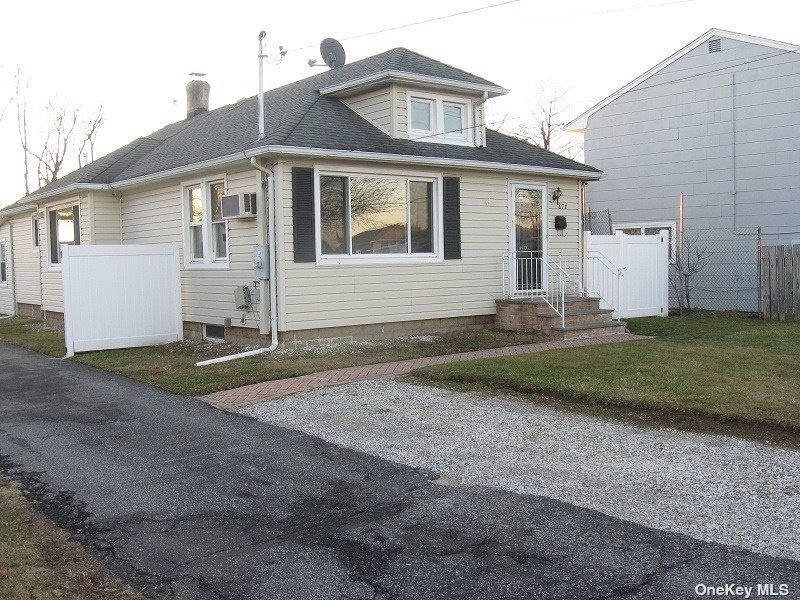 #1 photo, 876 Main Street, 长岛 Farmingdale , NY 11735