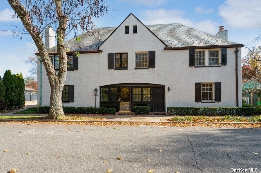 #1 photo, 31 Franklin Court, 长岛 花园城 Garden City , NY 11530