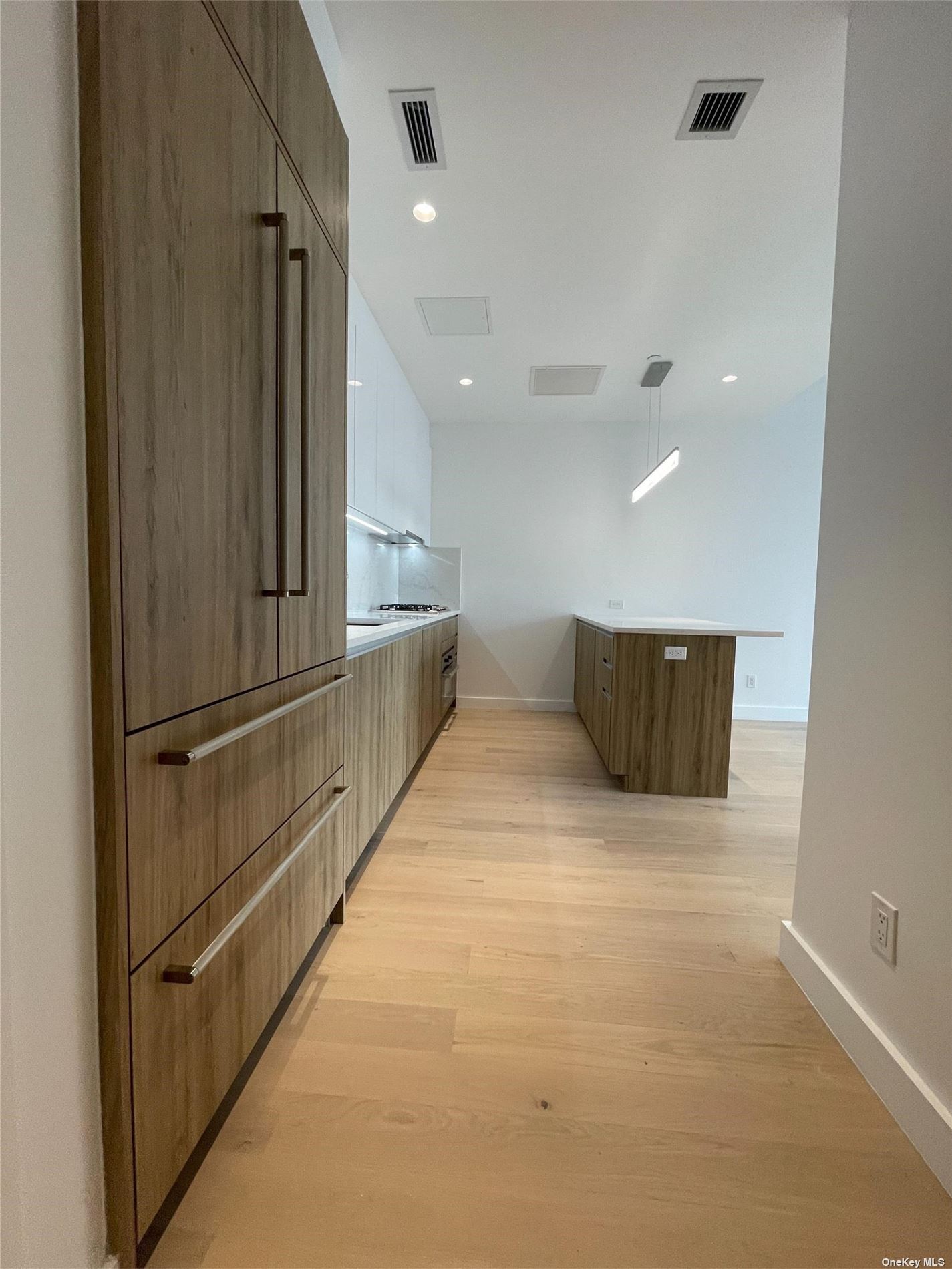 #1 photo, 136-18 Maple Avenue, 法拉盛 Flushing , NY 11355