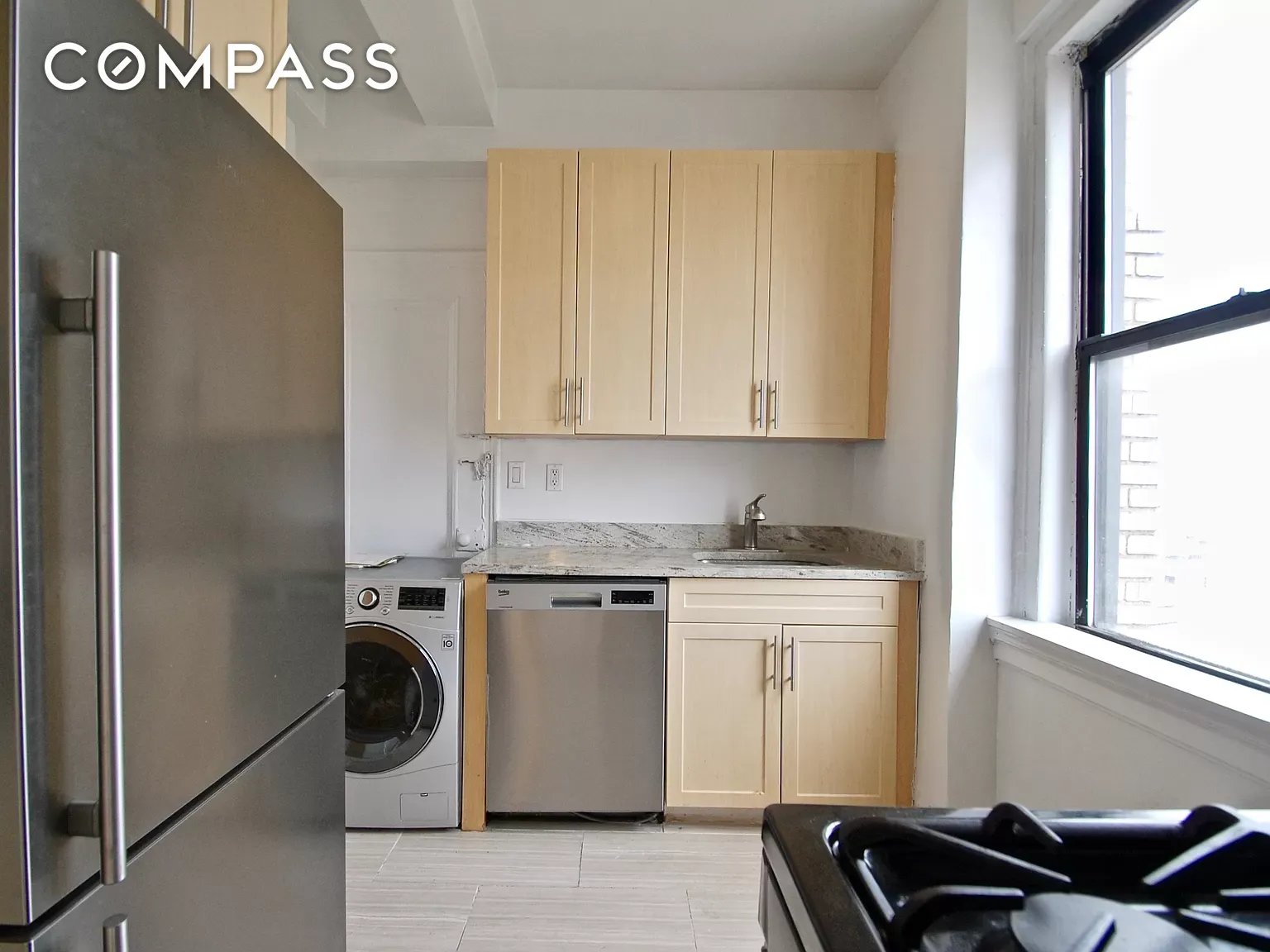 #1 photo, 4113 Broadway, 北曼哈顿 Hudson Heights , NY 10033