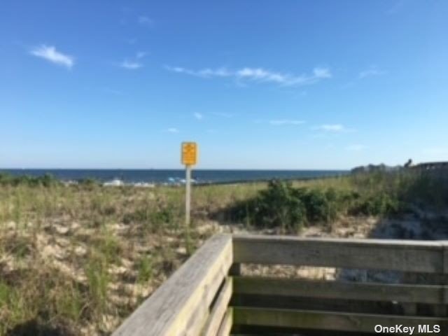#1 photo, 979 Oceanfront Street, 长岛 长滩 Long Beach , NY 11561