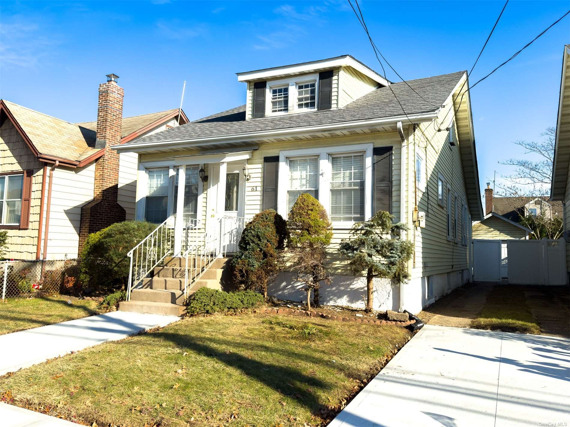 #1 photo, 61 James Street, 长岛 Franklin Square , NY 11010