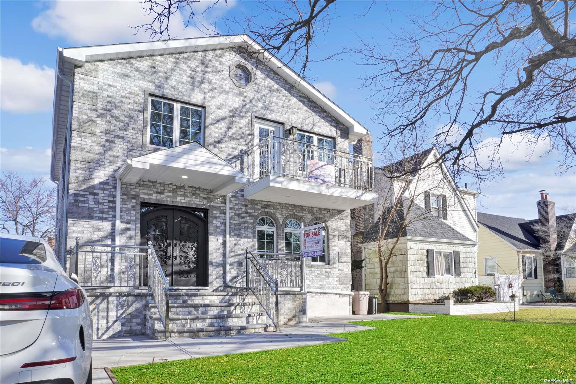 #1 photo, 84-55 252nd Street, 皇后区 Bellerose , NY 11426