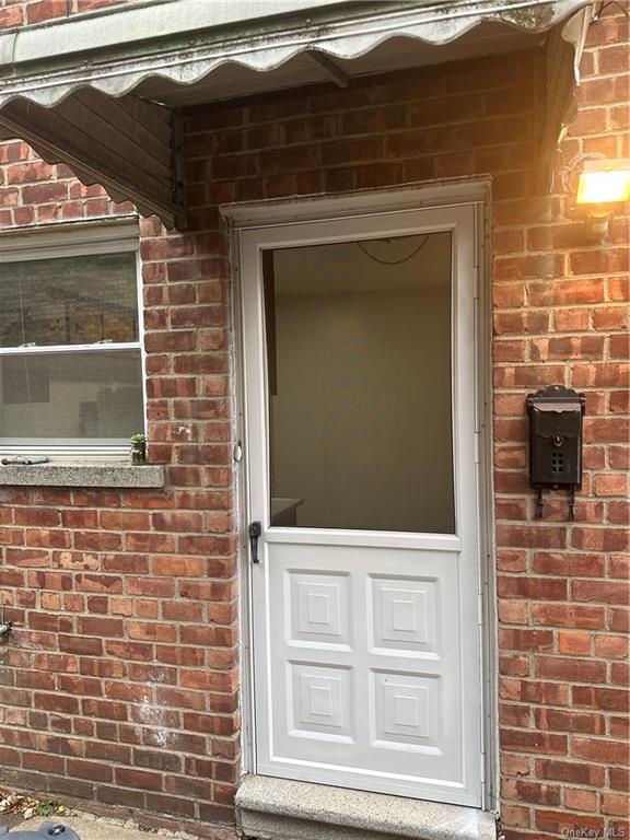 #1 photo, 2917 Schurz Avenue, 布朗士 Bronx , NY 10465