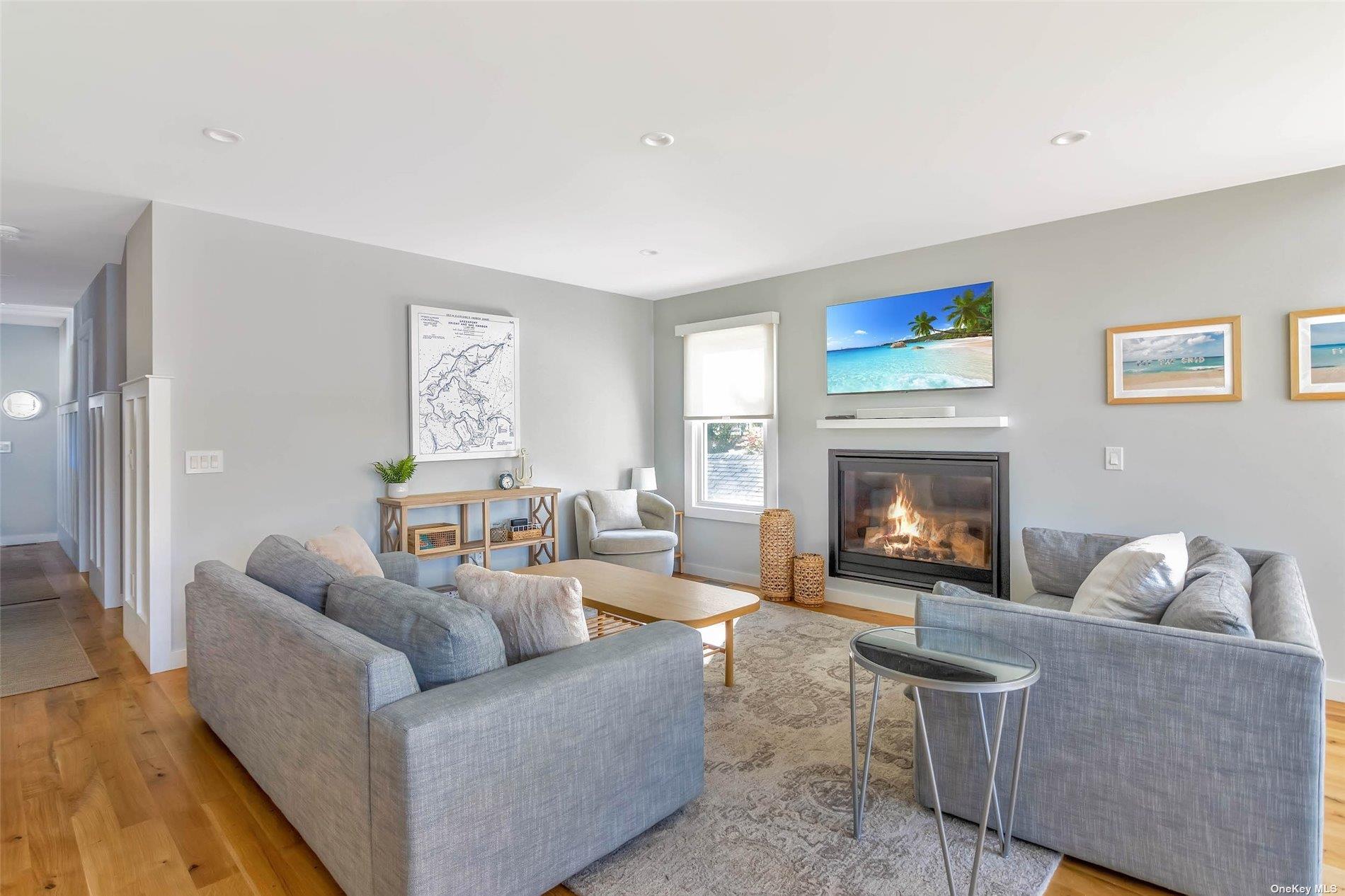 #10 photo, 155 Bridge Street, サフォーク郡 Greenport , NY 11944