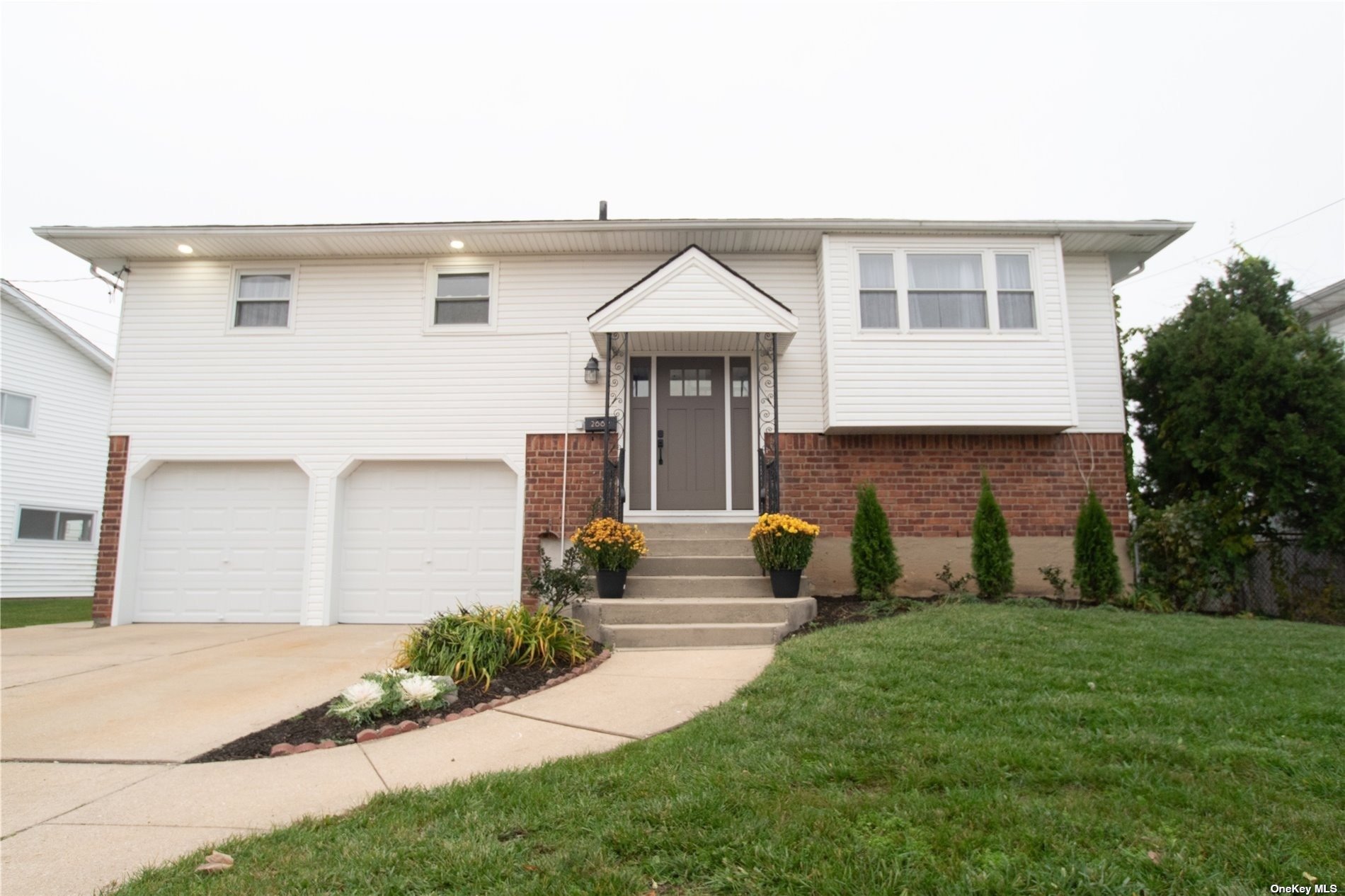 #1 photo, 2689 Mandalay Beach Road, 长岛 Wantagh , NY 11793