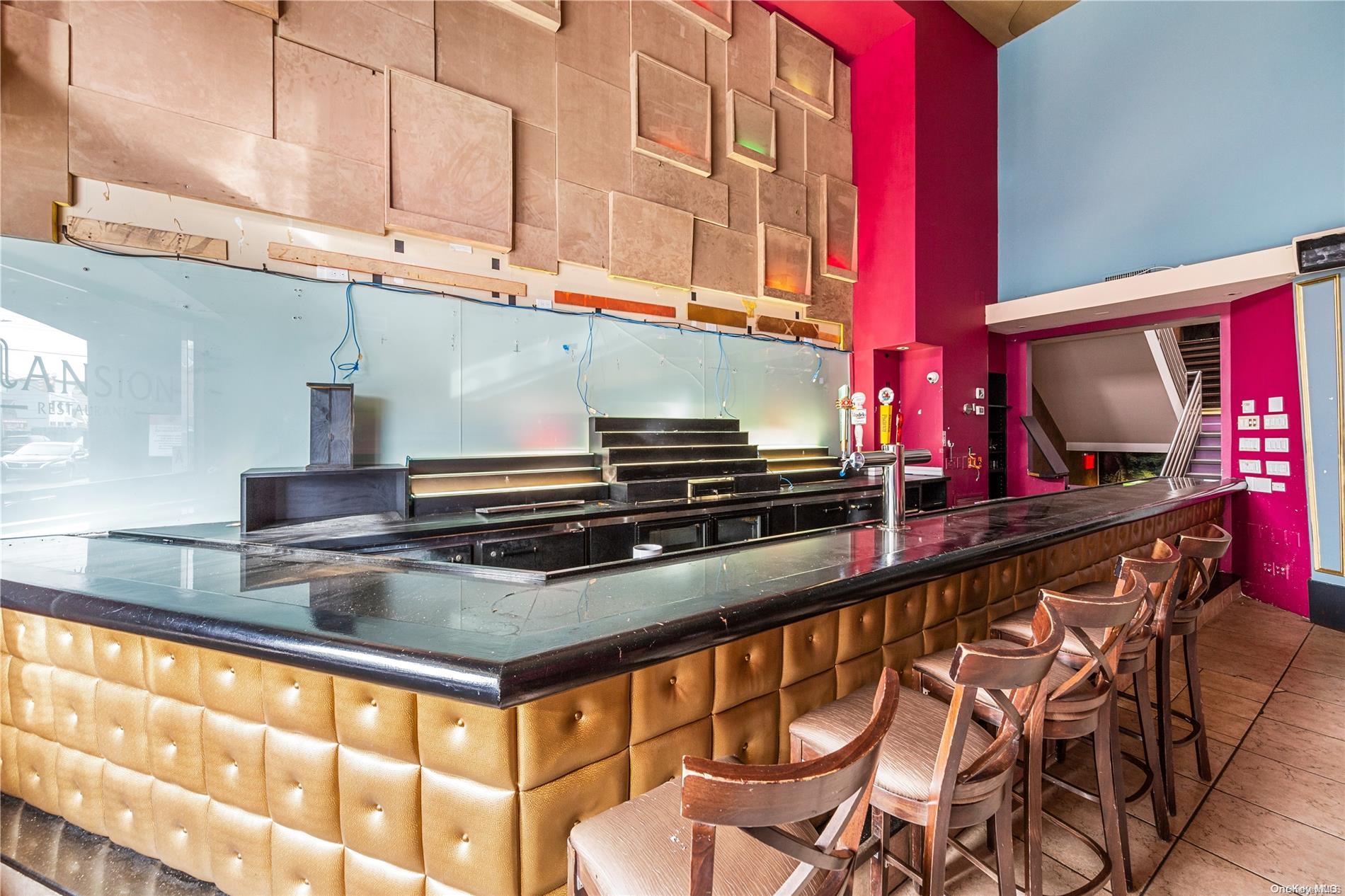 #17 photo, 46-11 Broadway, クイーンズ区 Astoria , NY 11103