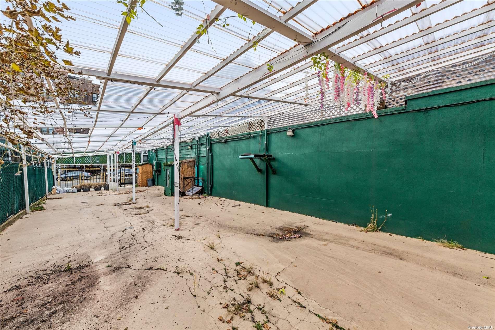 #5 photo, 46-11 Broadway, クイーンズ区 Astoria , NY 11103