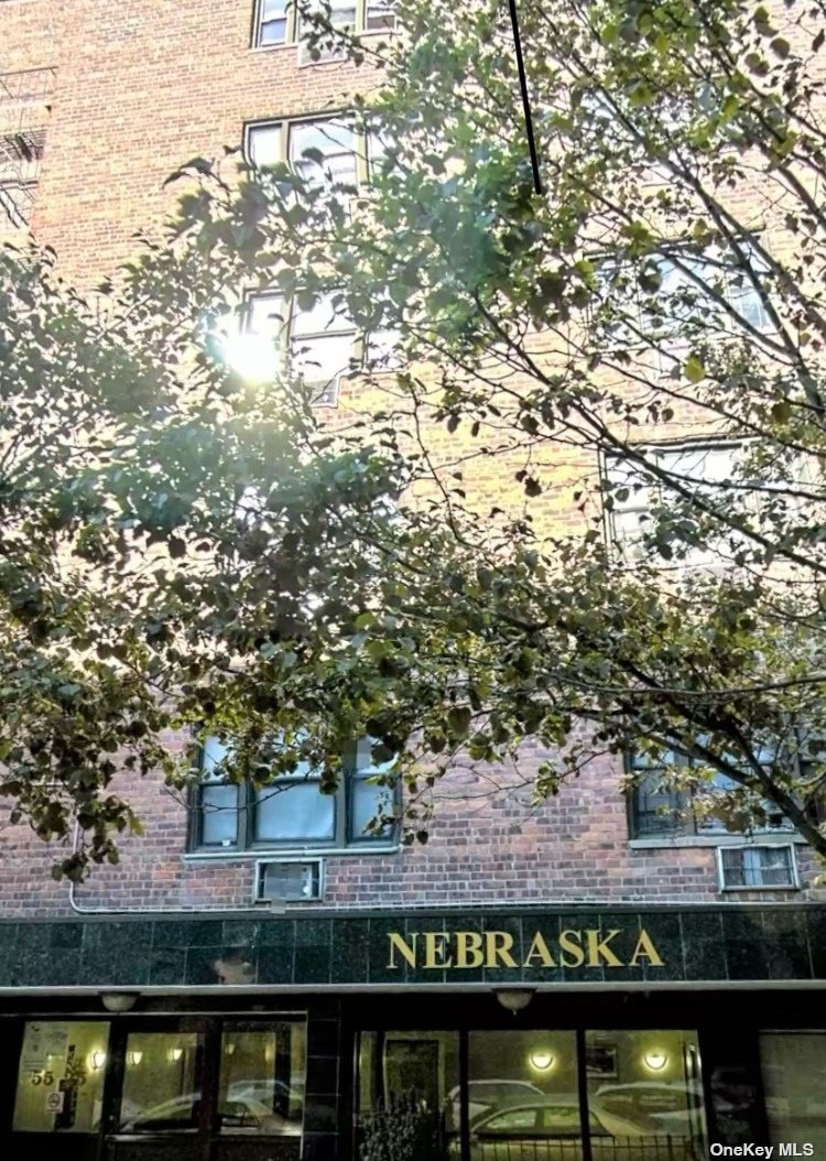 #1 photo, 55-25 98 Place, 皇后区 可乐娜 Corona , NY 11368