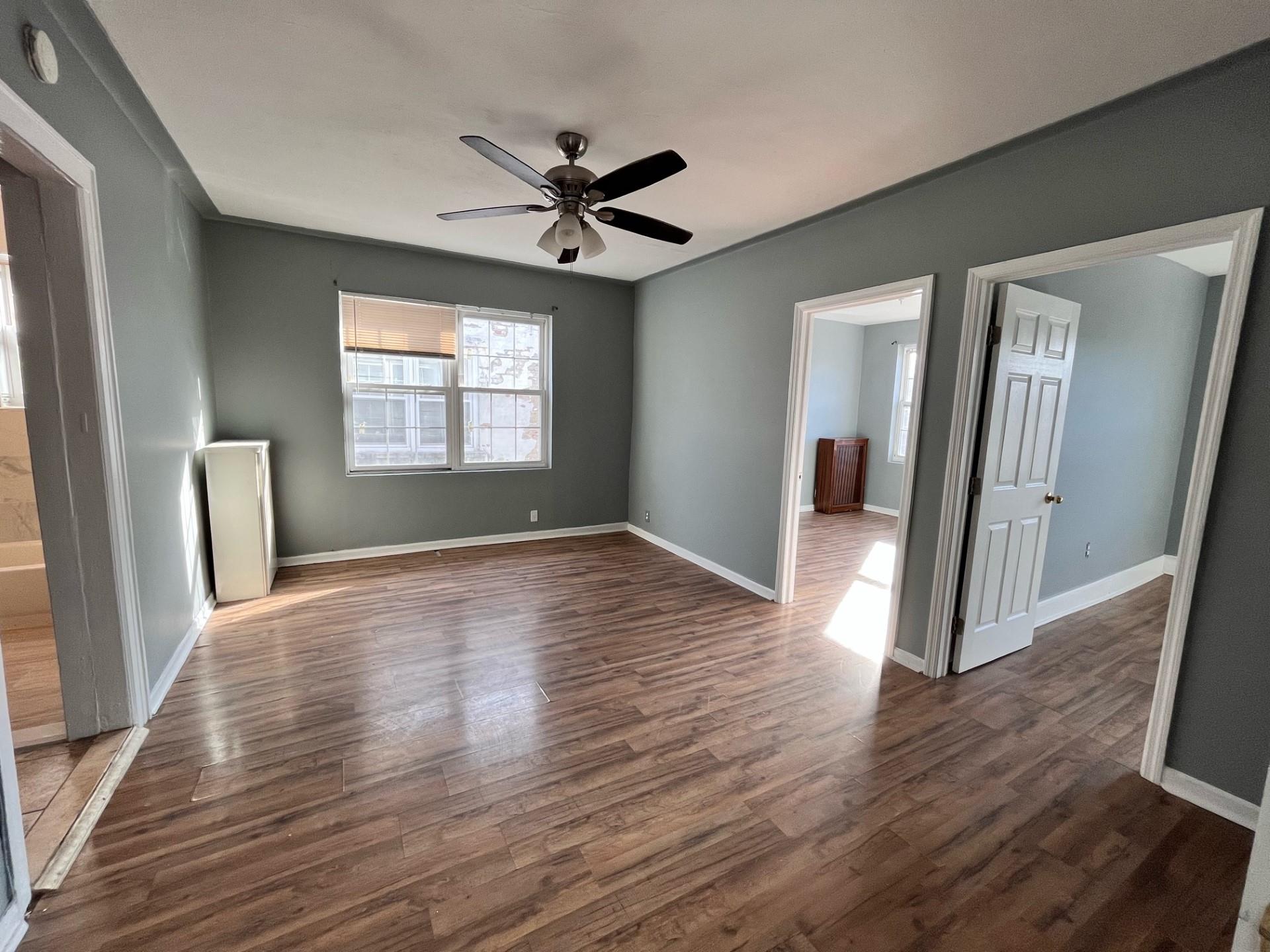 #1 photo, 965 E 104TH Street, 布鲁克林 Canarsie , NY 11236