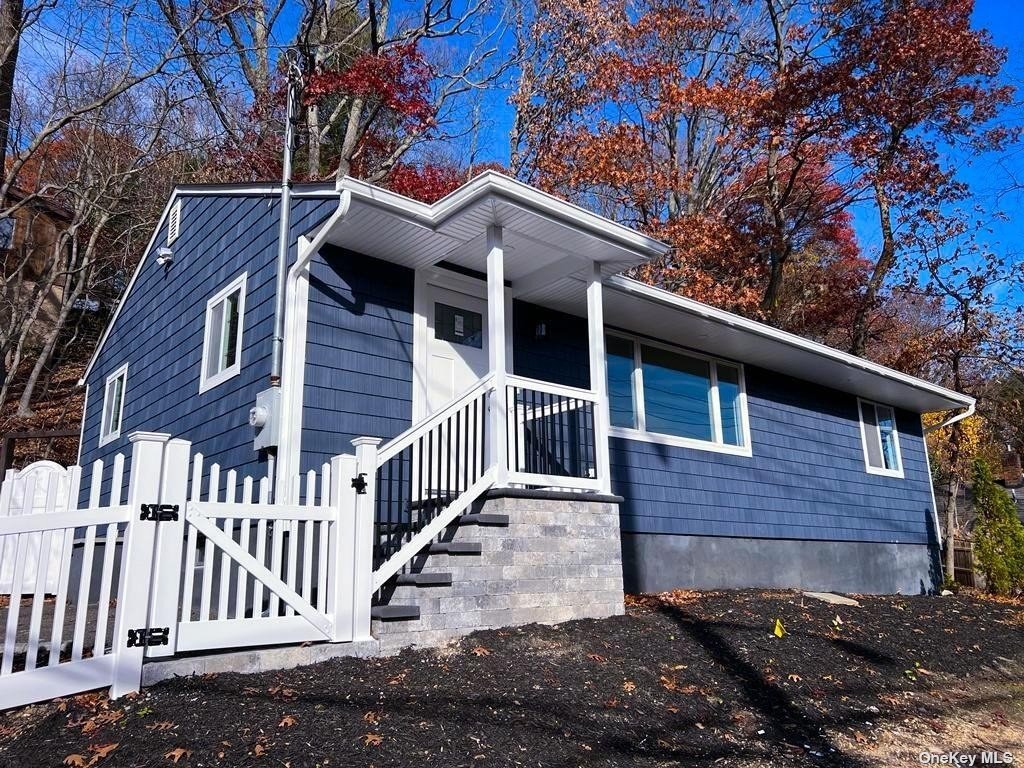 #1 photo, 373 E Main Street, 东长岛 Centerport , NY 11721