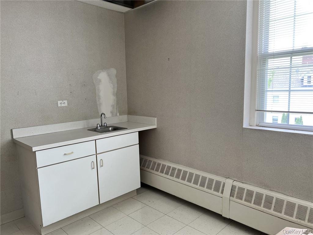 #6 photo, 2 Stowe Road, Peekskill , NY 10566