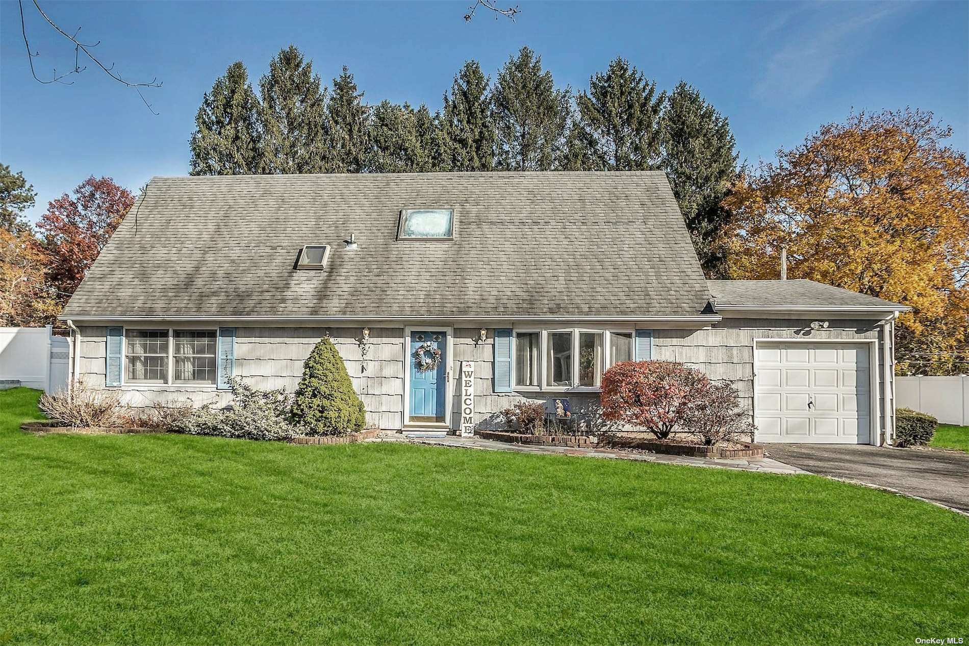 #1 photo, 129 N Shenandoah Boulevard, 东长岛 Nesconset , NY 11767