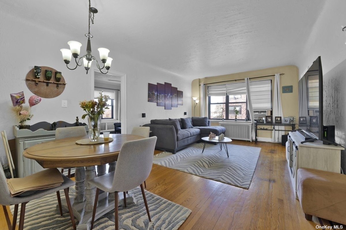 #1 photo, 141 Wyckoff Place, 长岛 Woodmere , NY 11598