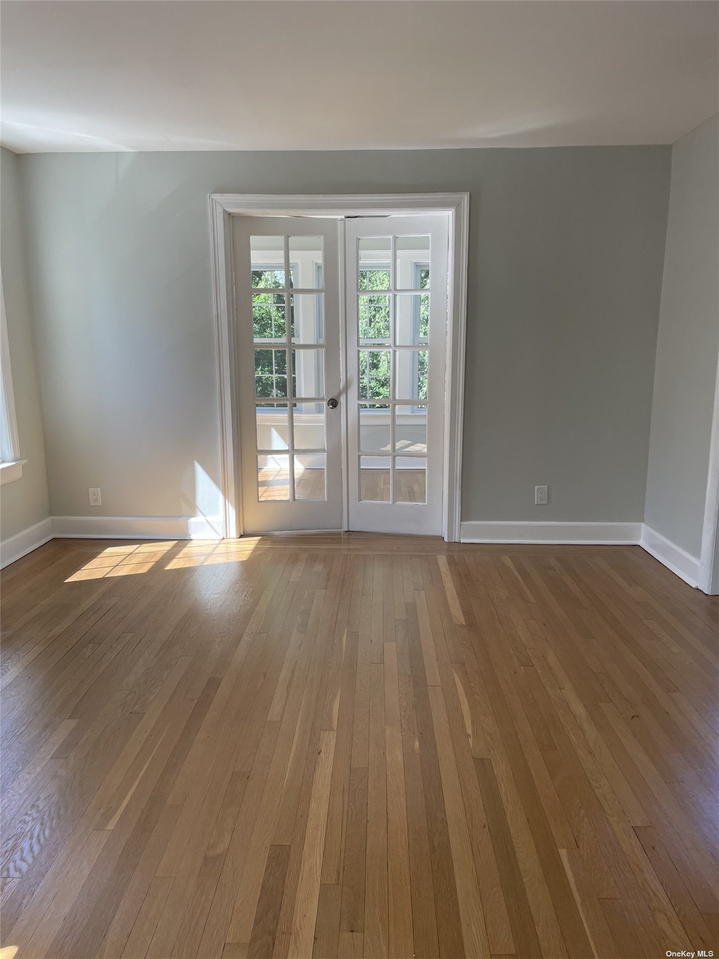 #1 photo, 35-39 164 Street, 法拉盛 Flushing , NY 11358