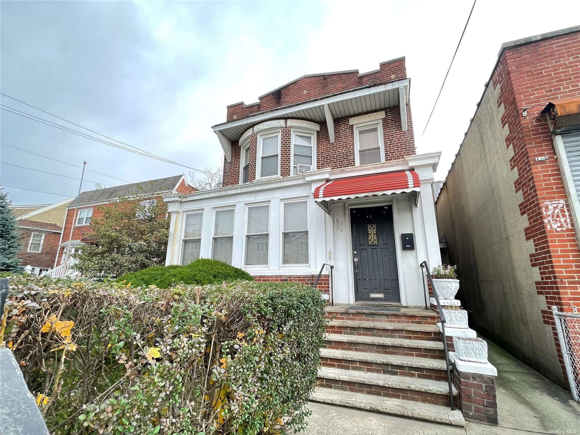 #1 photo, 61-52 Grand Avenue, 皇后區 麦斯佩斯 Maspeth , NY 11378