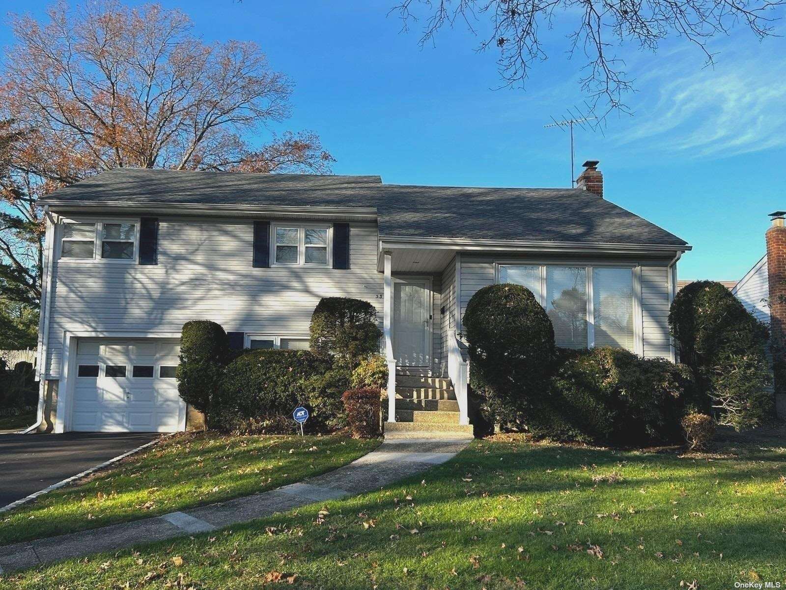 #1 photo, 53 East Drive, 长岛 花园城 Garden City , NY 11530