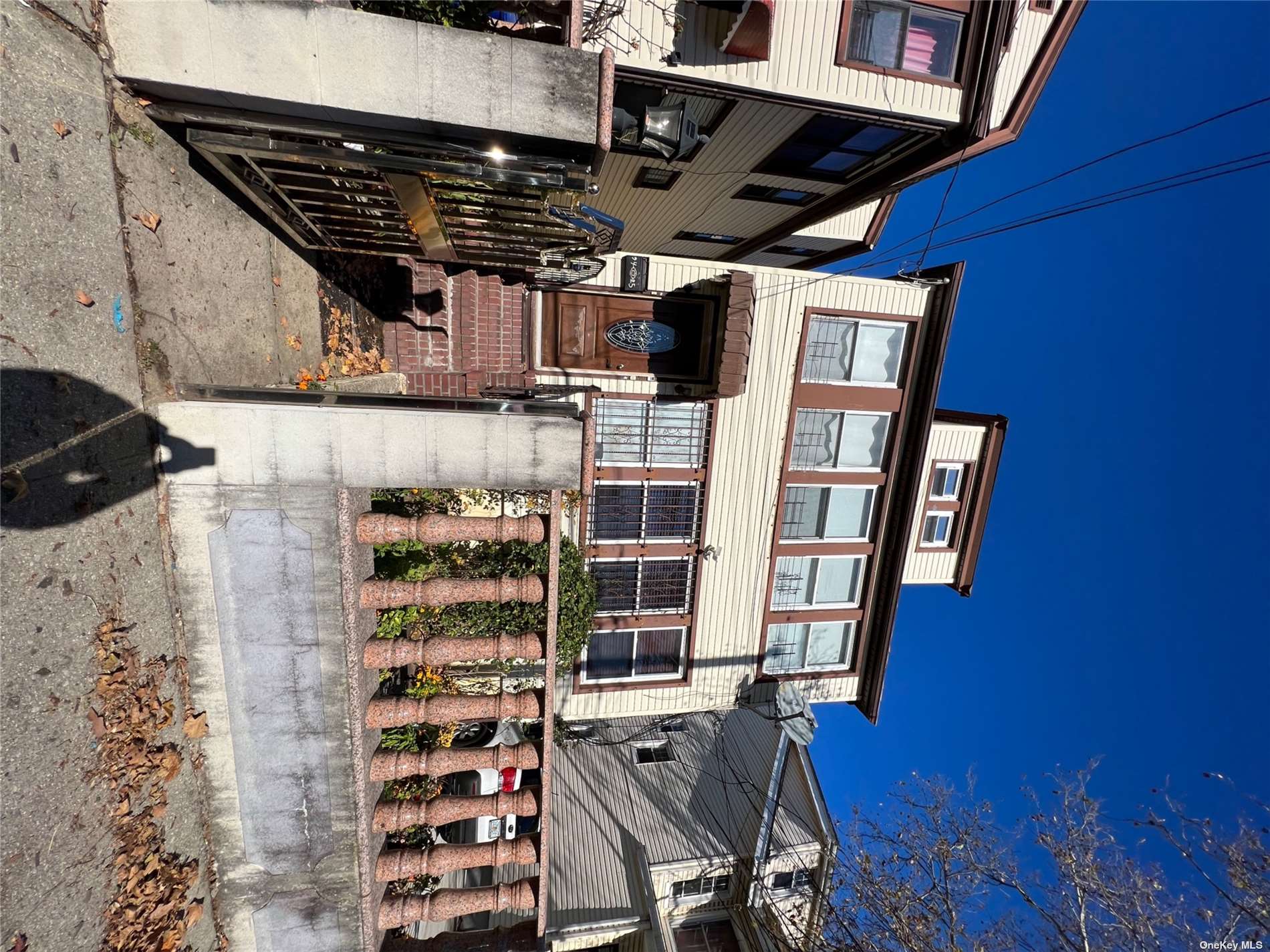 #1 photo, 94-25 54 Avenue, 皇后区 艾姆赫斯特 Elmhurst , NY 11373